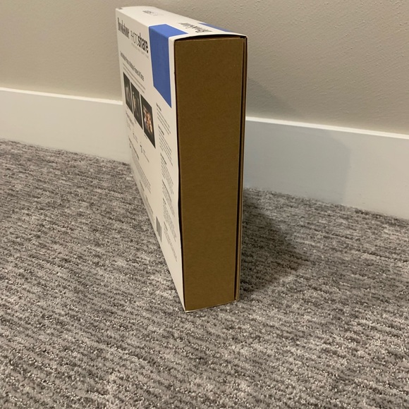 Brookstone Cameras, Photo & Video Brand New Brookstone Digital